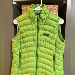 Patagonia Green Down Vest; Size Medium; Used Good Condition